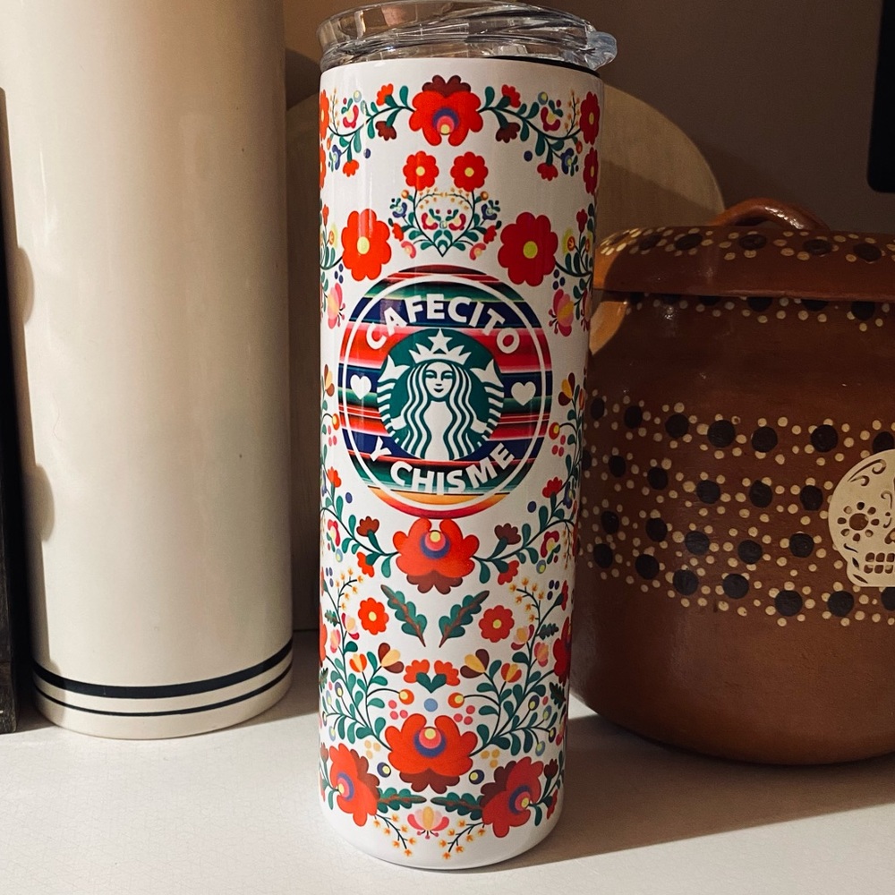 Cafecito y Chisme tumbler 20oz
